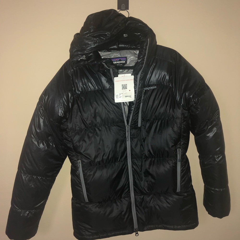 Patagonia women’s fitz Roy parka - Picture 2 of 4